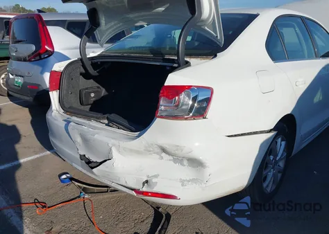 2014 Volkswagen Jetta 1.8T Se из США, поврежденный, VIN 3VWD17AJ2EM266068